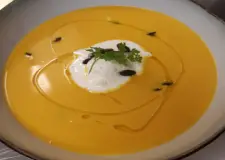 soup restaurant cave la quincaillerie